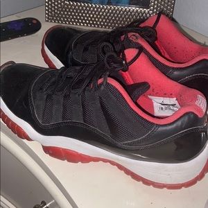 Jordan 11 breds